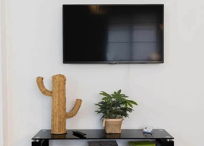 Апартаменты Steps From Alcazar Mosque. Heart Of St Basilio