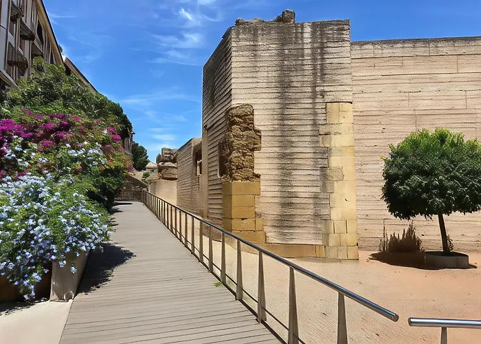 Апартаменты Steps From Alcazar Mosque. Heart Of St Basilio Кордова