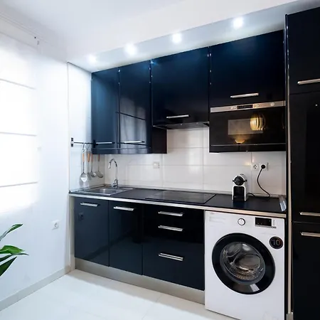 Steps From Alcazar Mosque. Heart Of St Basilio